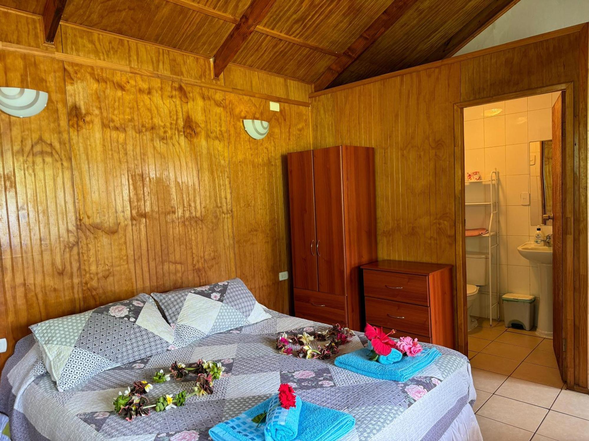 Cabanas Tangaroa Y Hamea Villa Hanga Roa Kültér fotó